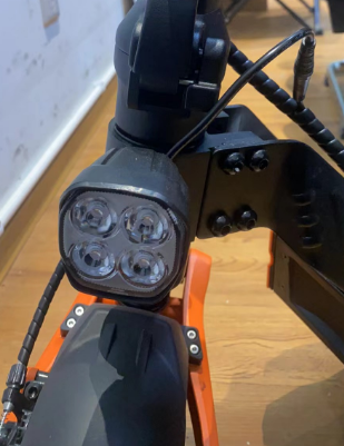 Luz delantera Kukirin G2 pro - Versión 2026